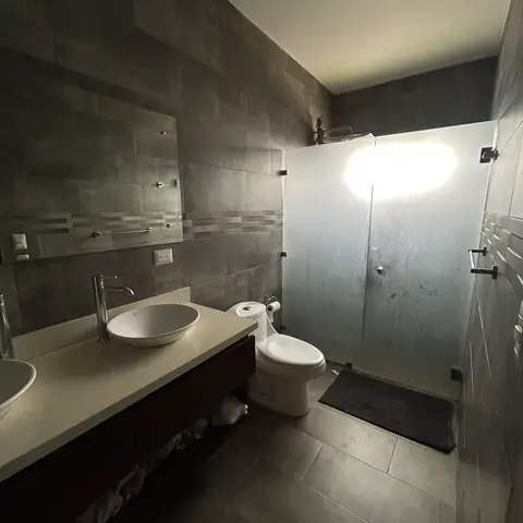 Moderna Casa en San Pedro de Poás, Alajuela — foto 16